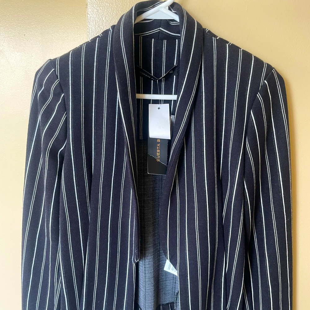 Blazer Cuesta Blanca   | Size (S) | Color: Black and White